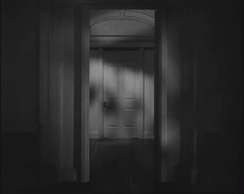 Gif animé gothique porte